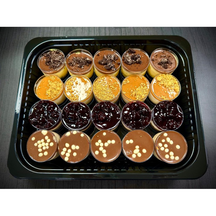 Πιατέλα catering 20 τμχ σφηνάκια μικρά γλυκά κεράσματος