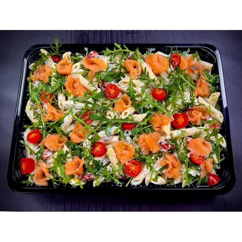 Σαλάτα catering ζυμαρικών με σολομό 10 ατόμων