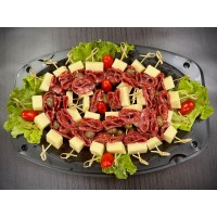 Πιατέλα 20 τμχ sticks με σαλάμι Θάσου, γραβιέρα και ελιά